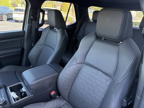Used 2025 Toyota 4Runner TRD Sport Premium AWD/4WD image 15