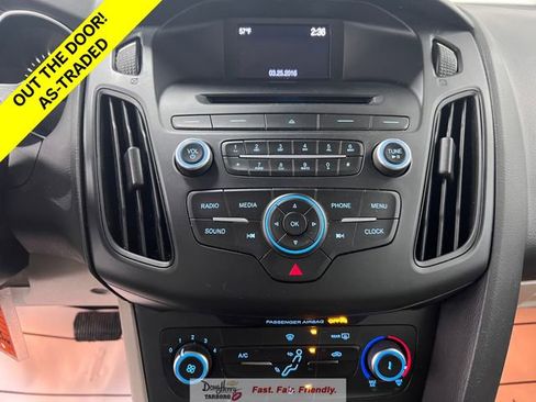 Used 2015 Ford Focus SE image 37