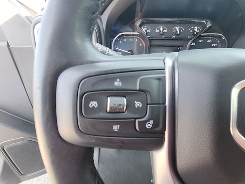 Used 2022 GMC Sierra 1500 Elevation image 19