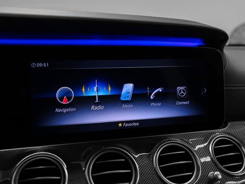 Used 2019 Mercedes-Benz E 63 AMG S image 53