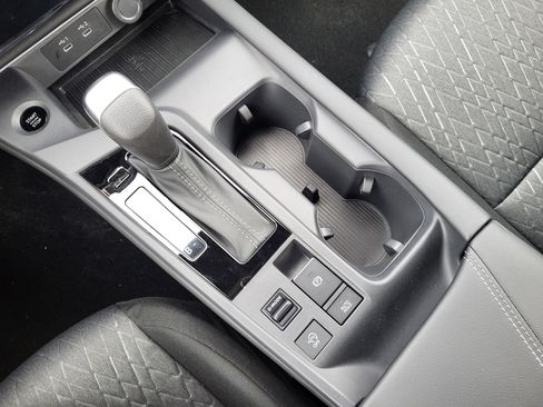 New 2026 Nissan Sentra SV w/ SV Convenience Package FWD image 15