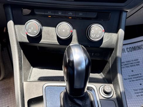 Used 2020 Volkswagen Jetta S FWD image 23