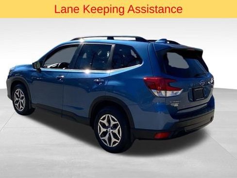 Used 2019 Subaru Forester Premium image 7