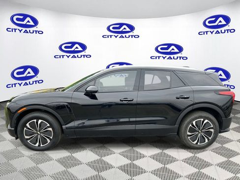 Used 2024 Chevrolet Blazer EV LT AWD/4WD image 7