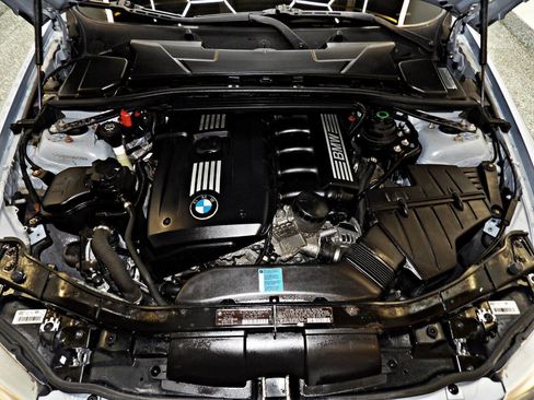 Used 2009 BMW 328i xDrive Sedan image 23