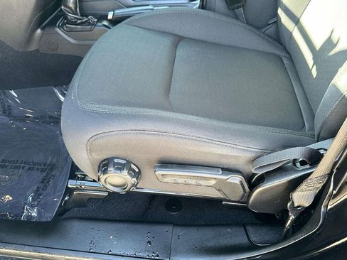 Used 2022 Jeep Wrangler Unlimited Sahara w/ Cold Weather Group image 21