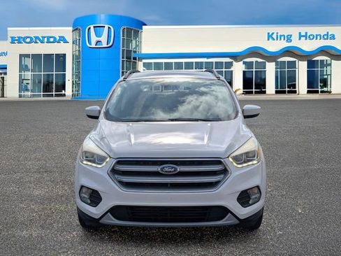 Used 2017 Ford Escape SE w/ SE Leather Comfort Package image 2