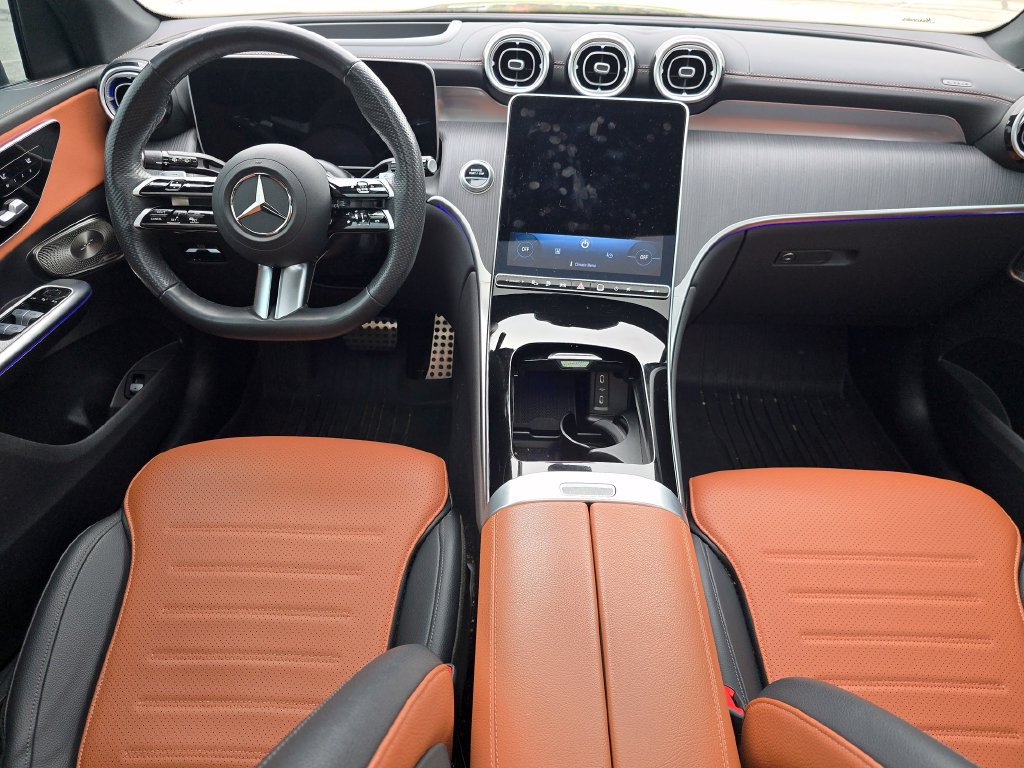 Certified 2025 Mercedes-Benz GLC 350e 4MATIC image 23