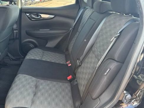 Certified 2022 Nissan Rogue Sport SV AWD/4WD image 10