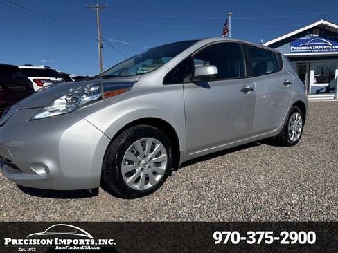 Used 2017 Nissan Leaf S w/ Charge Package FWD image 2