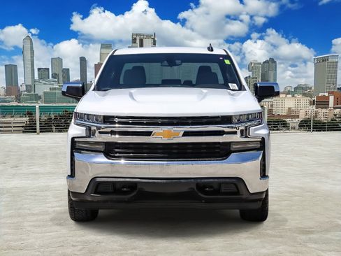 Used 2021 Chevrolet Silverado 1500 LT AWD/4WD image 2
