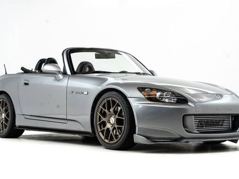 Used 2005 Honda S2000 image 6