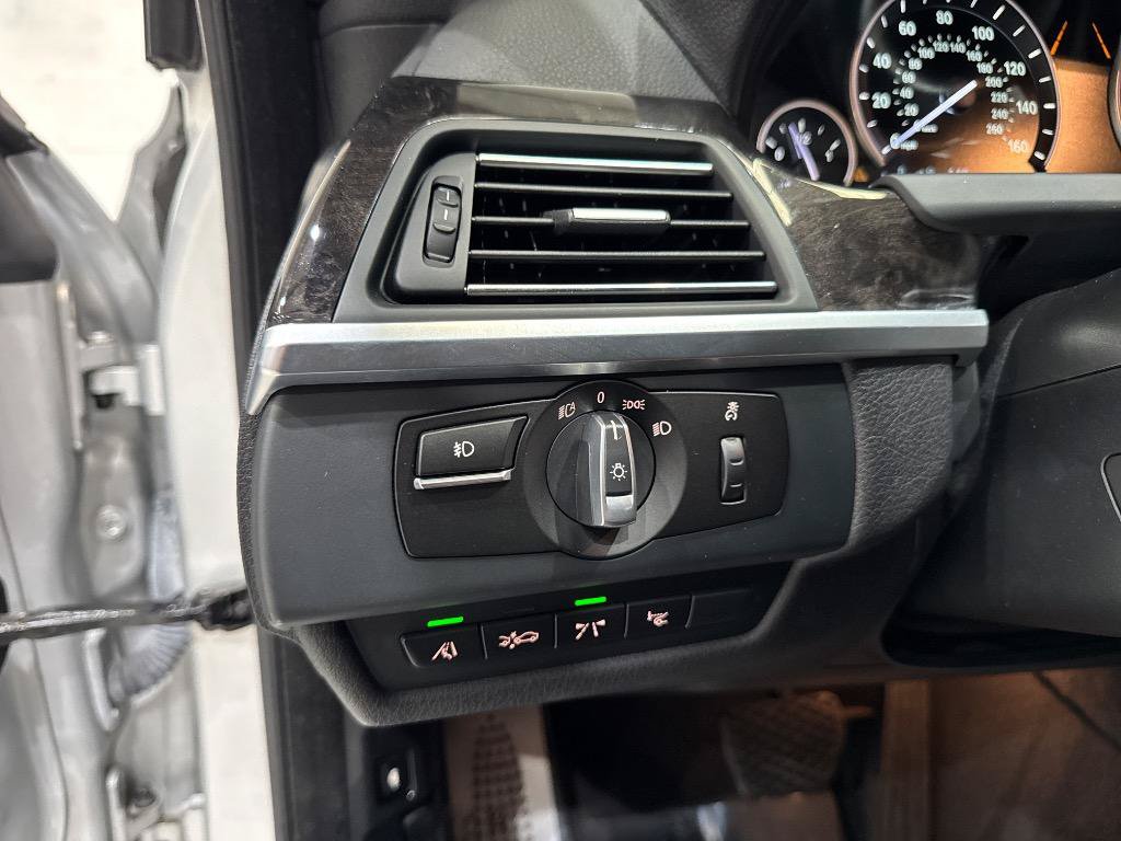 Used 2014 BMW 640i Gran Coupe xDrive AWD/4WD image 29