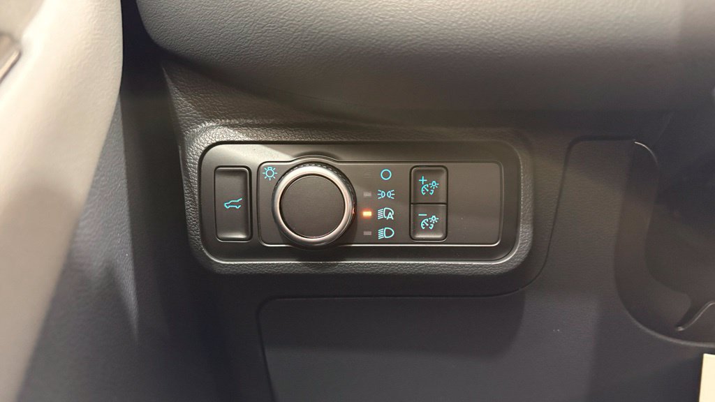 New 2026 Ford Explorer Active AWD/4WD image 40