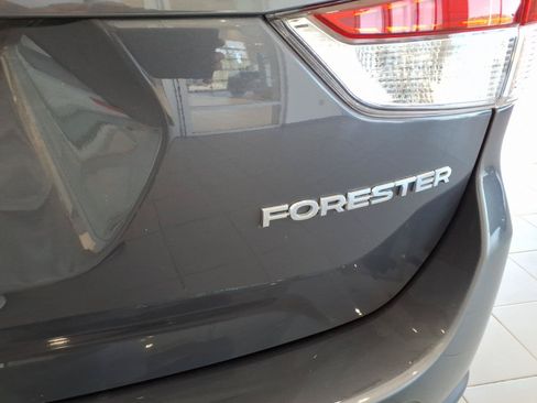 Used 2023 Subaru Forester Premium AWD/4WD image 19