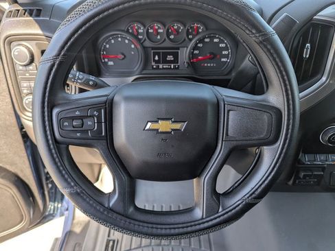 Certified 2025 Chevrolet Silverado 2500 Custom w/ Custom Value Package image 24