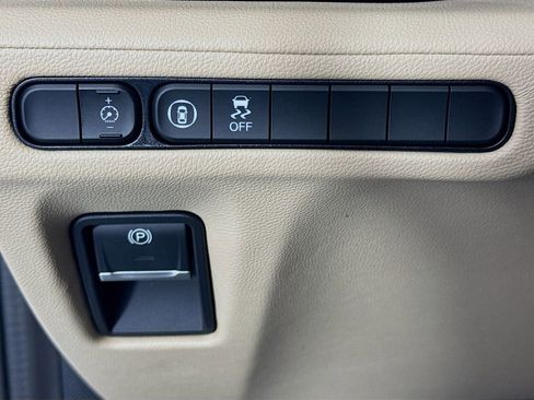 Used 2023 Acura MDX FWD image 10