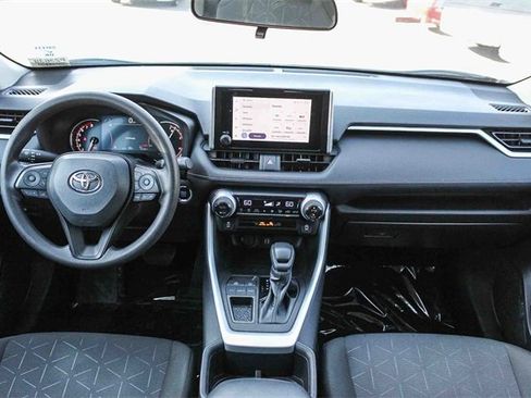 Used 2023 Toyota RAV4 XLE image 15