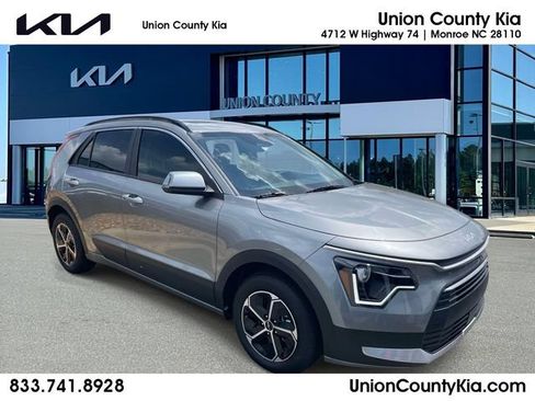 New 2026 Kia Niro EX w/ EX Premium Package FWD image 1