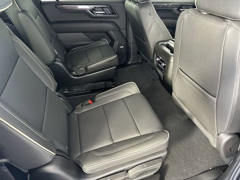 New 2026 GMC Yukon XL Elevation image 36