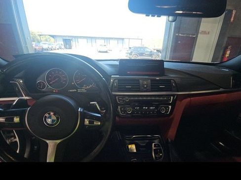Used 2019 BMW 430i xDrive Coupe w/ M Sport Package AWD/4WD image 8
