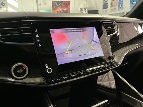 Used 2022 Jeep Wagoneer Series III w/ Premium Group I image 27