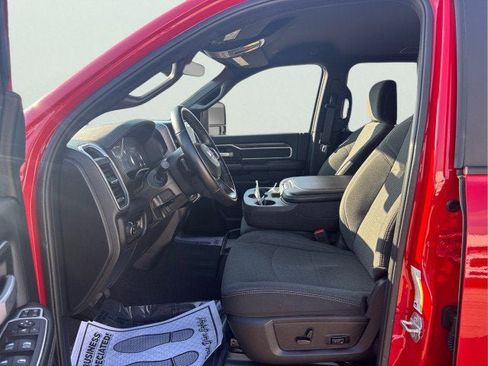 Used 2024 RAM 2500 Big Horn w/ Night Edition image 11