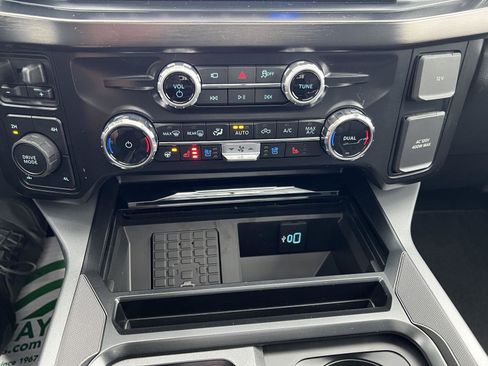 New 2026 Ford F350 Lariat w/ Black Appearance Package image 38