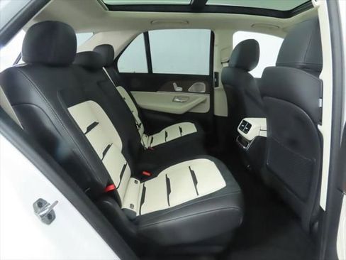 New 2026 Mercedes-Benz GLE 53 AMG 4MATIC image 24