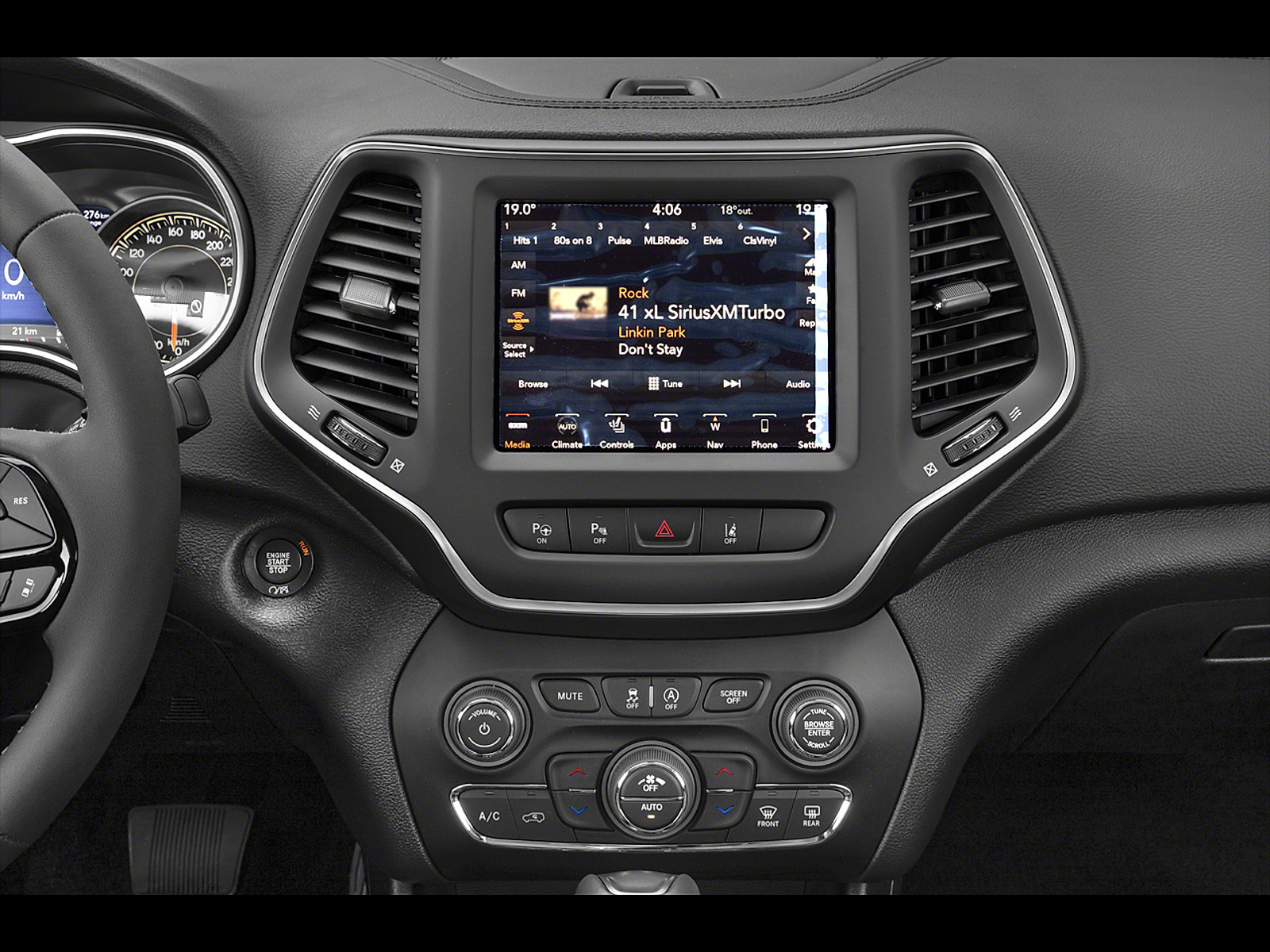 Used 2023 Jeep Cherokee Altitude Lux AWD/4WD image 79