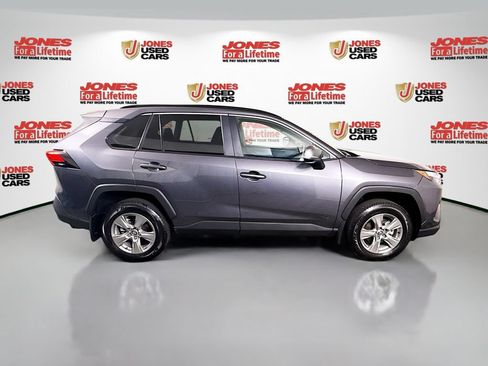 Certified 2025 Toyota RAV4 XLE AWD/4WD image 17