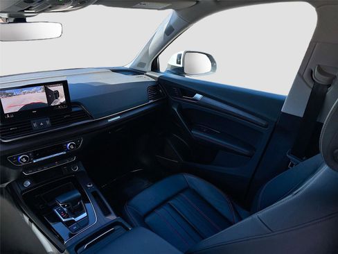 Used 2021 Audi Q5 2.0T Premium Plus image 25