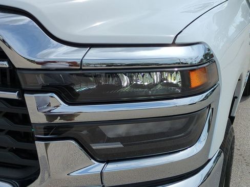 New 2026 RAM 2500 Big Horn AWD/4WD image 10