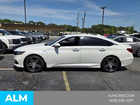 Used 2022 Honda Accord Touring image 3