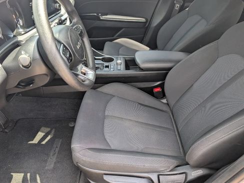 Used 2023 Kia K5 LXS FWD image 8