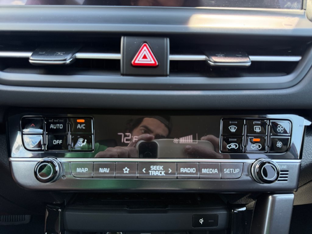 New 2026 Kia Seltos SX AWD/4WD image 29