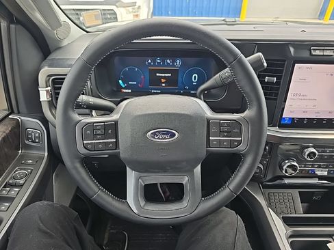 Used 2024 Ford F350 Lariat w/ FX4 Off-Road Package AWD/4WD image 16