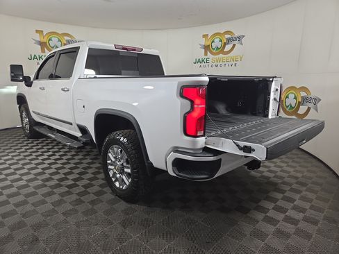 Certified 2024 Chevrolet Silverado 2500 High Country w/ High Country Premium Package AWD/4WD image 35