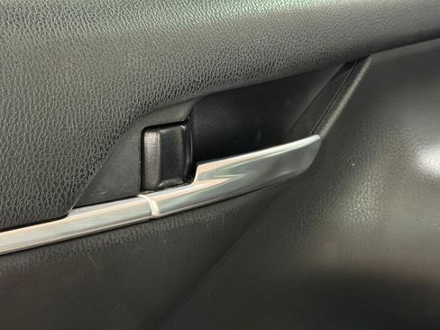 Used 2021 Toyota Camry SE image 20