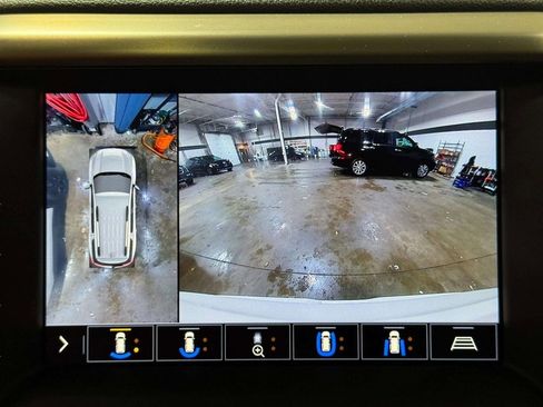 Used 2020 GMC Acadia Denali w/ Technology Package image 15