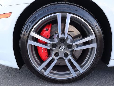 Used 2014 Porsche Panamera Turbo image 29