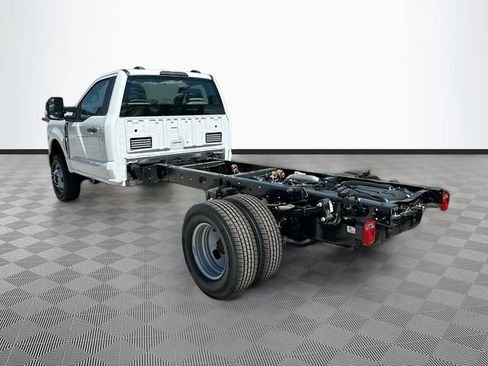 New 2026 Ford F350 XL w/ XL Chrome Package AWD/4WD image 4