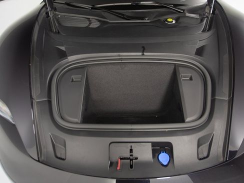 Certified 2023 Porsche Taycan 4S image 44