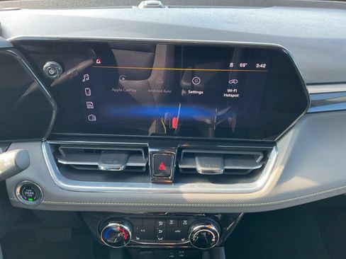 Used 2024 Chevrolet TrailBlazer ACTIV FWD image 12