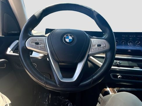 Used 2023 BMW X7 xDrive40i AWD/4WD image 12