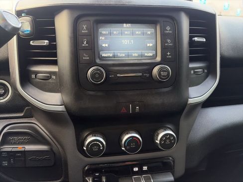 Used 2019 RAM 2500 Big Horn image 28