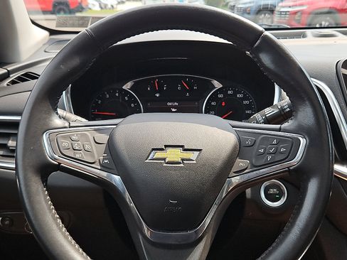 Used 2021 Chevrolet Equinox LT FWD image 20