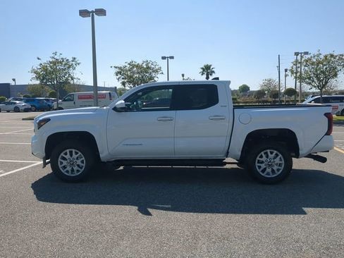 Certified 2024 Toyota Tacoma SR5 image 7