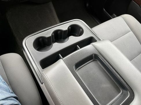 Used 2015 GMC Sierra 1500 SLE w/ SLE Value Package image 23