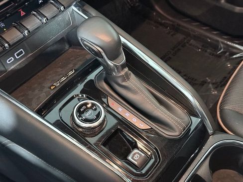 Used 2023 GMC Canyon AT4 w/ AT4 Premium Package AWD/4WD image 15